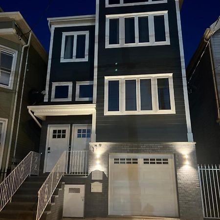 Springview Homes 12Mins From Ewr & 3 Mins From University Hospital 뉴어크 외부 사진