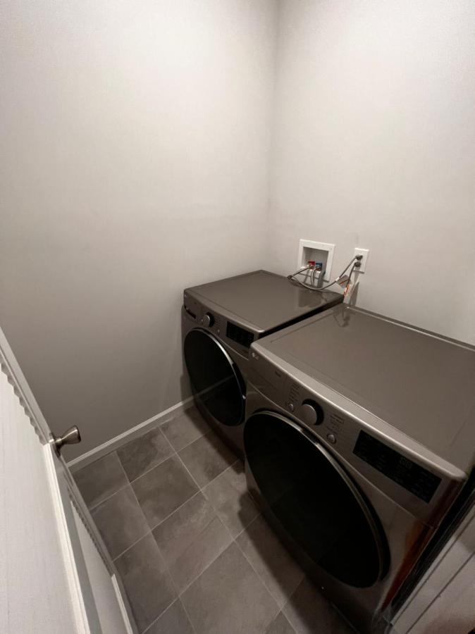 Springview Homes 12Mins From Ewr & 3 Mins From University Hospital 뉴어크 외부 사진